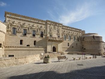 Il Castello De' Monti di Corigliano riprende... a volare!