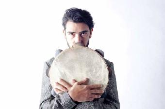 Antonio Castrignanò in concerto